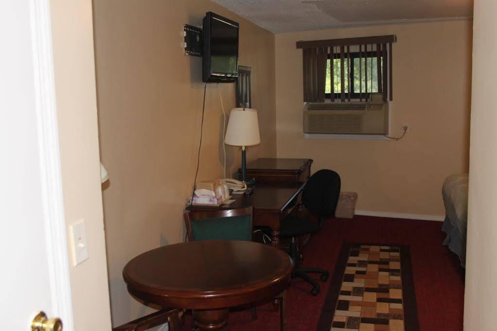 Budget Inn Massapequa Massapequa Park Zewnętrze zdjęcie